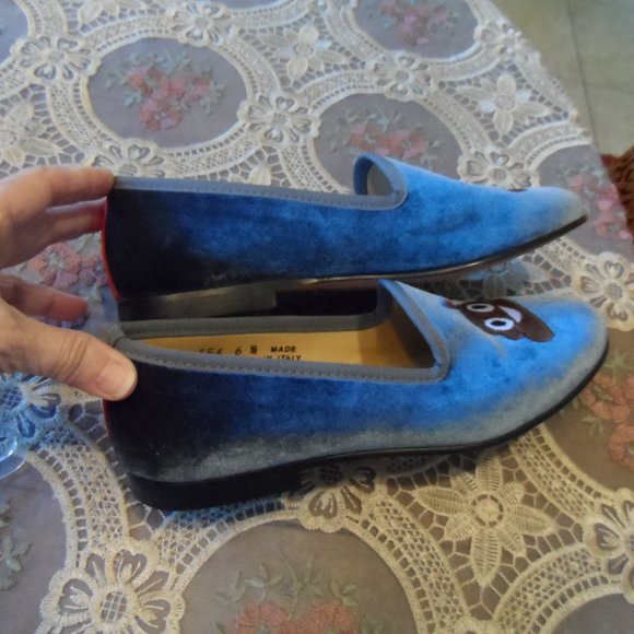 Del Loro Light Blue Velvet Poop Emoji Slip On Loafers Size 6.5M - Picture 9 of 14
